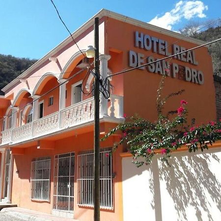 Hotel Real De San Pedro Batopilas エクステリア 写真