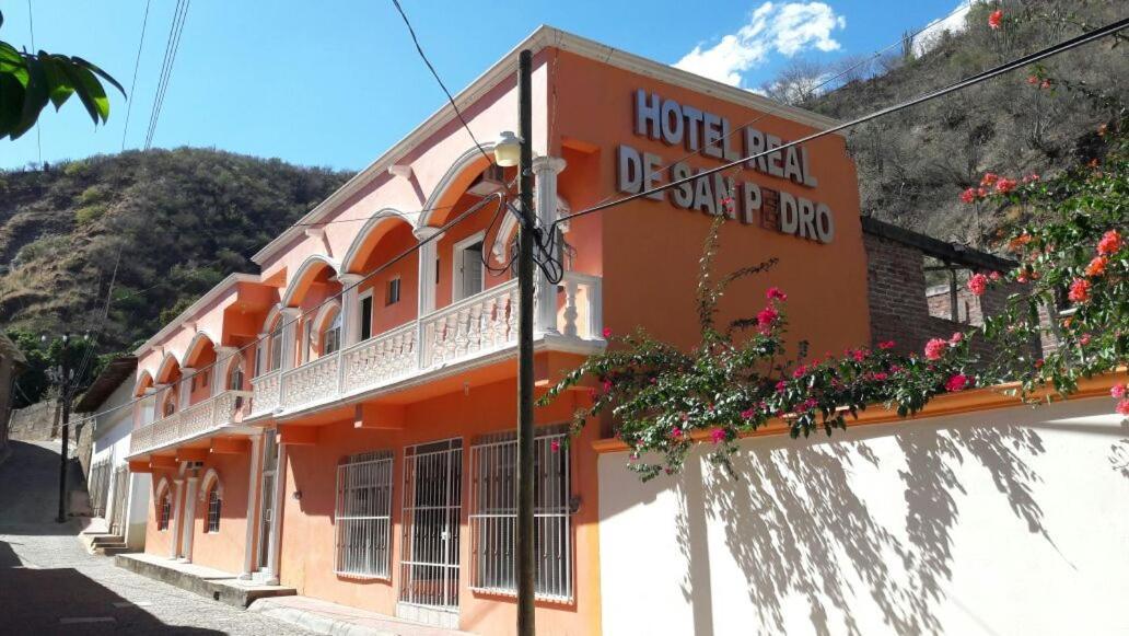 Hotel Real De San Pedro Batopilas エクステリア 写真